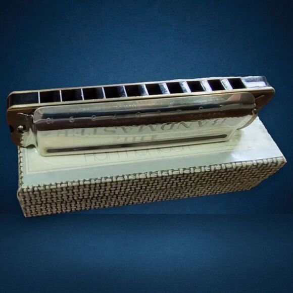 The Bandmaster Vintage 4" Chrome Harmonica "C" with Original Box - Musical Gift - Picture 4 of 13